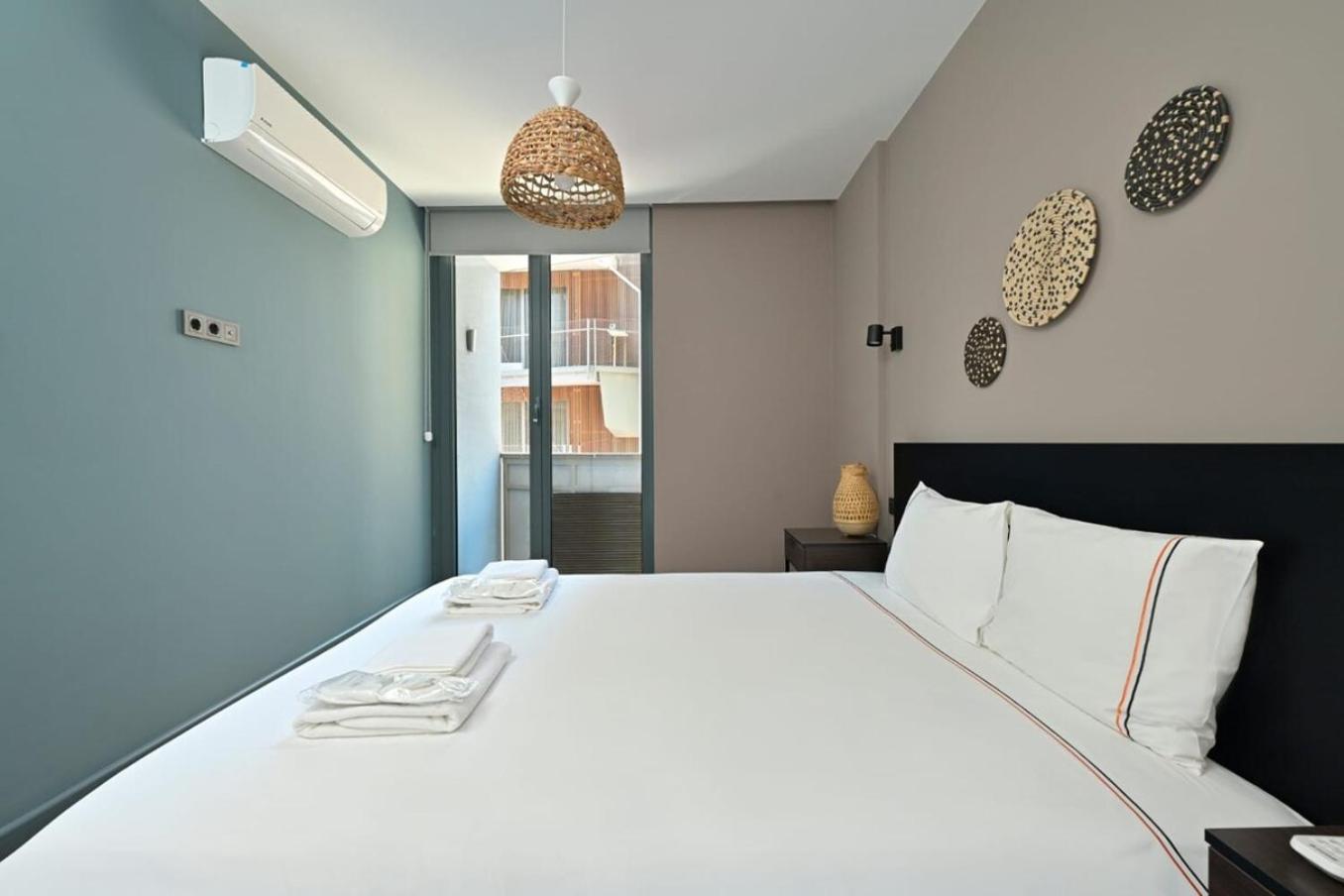 Modern Bright Newly Designed 2bed2bath Home! #216 * Istanboel
